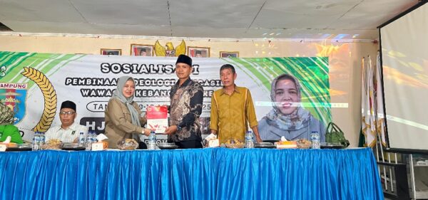 1001108125-2-600x281