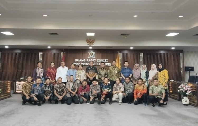 image_750x_68ce29650679e